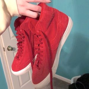 Red Nike Blazers Mid